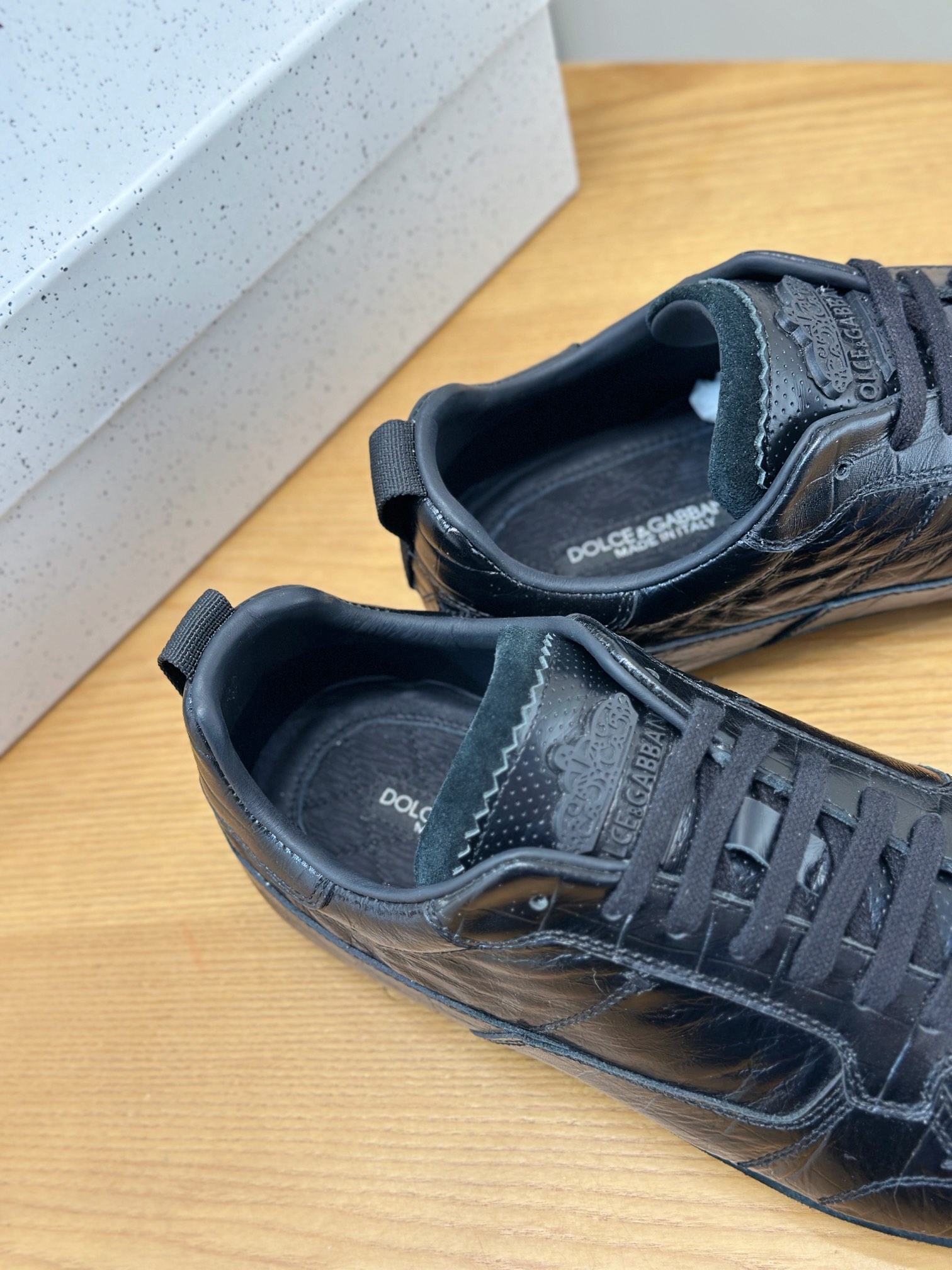 olce & Gabbana shoe